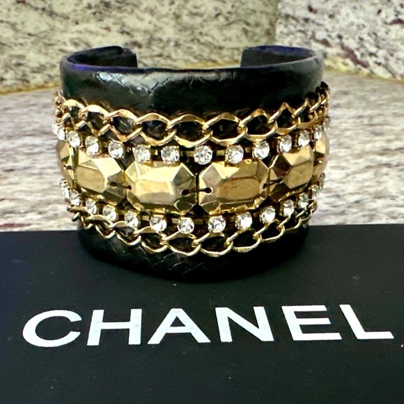 Y2K Wide Leather Croc Cuff w Gold Chain, Stones , and Rhinestones Cuff - Picture 1 of 8